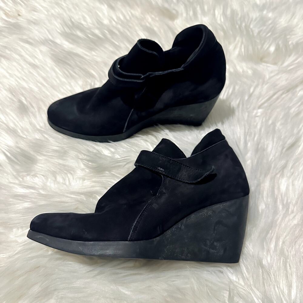 Arche Okozhe Suede Wedge Bootie Sz 39